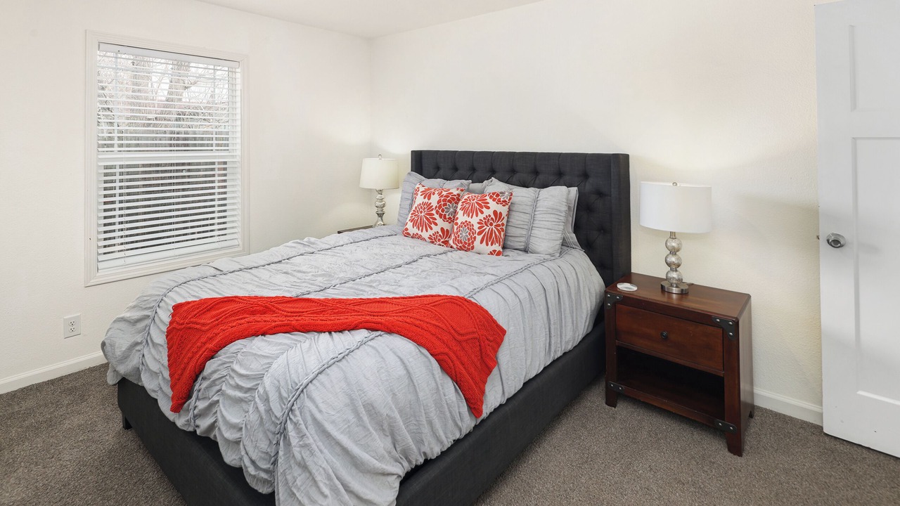 Photo of Bedroom in Dupont