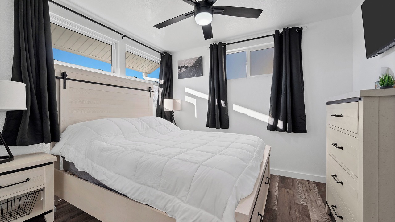 Photo of Bedroom in Twin Lakes