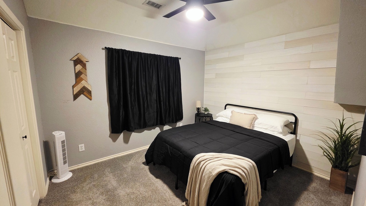 Photo of Bedroom in The Colony