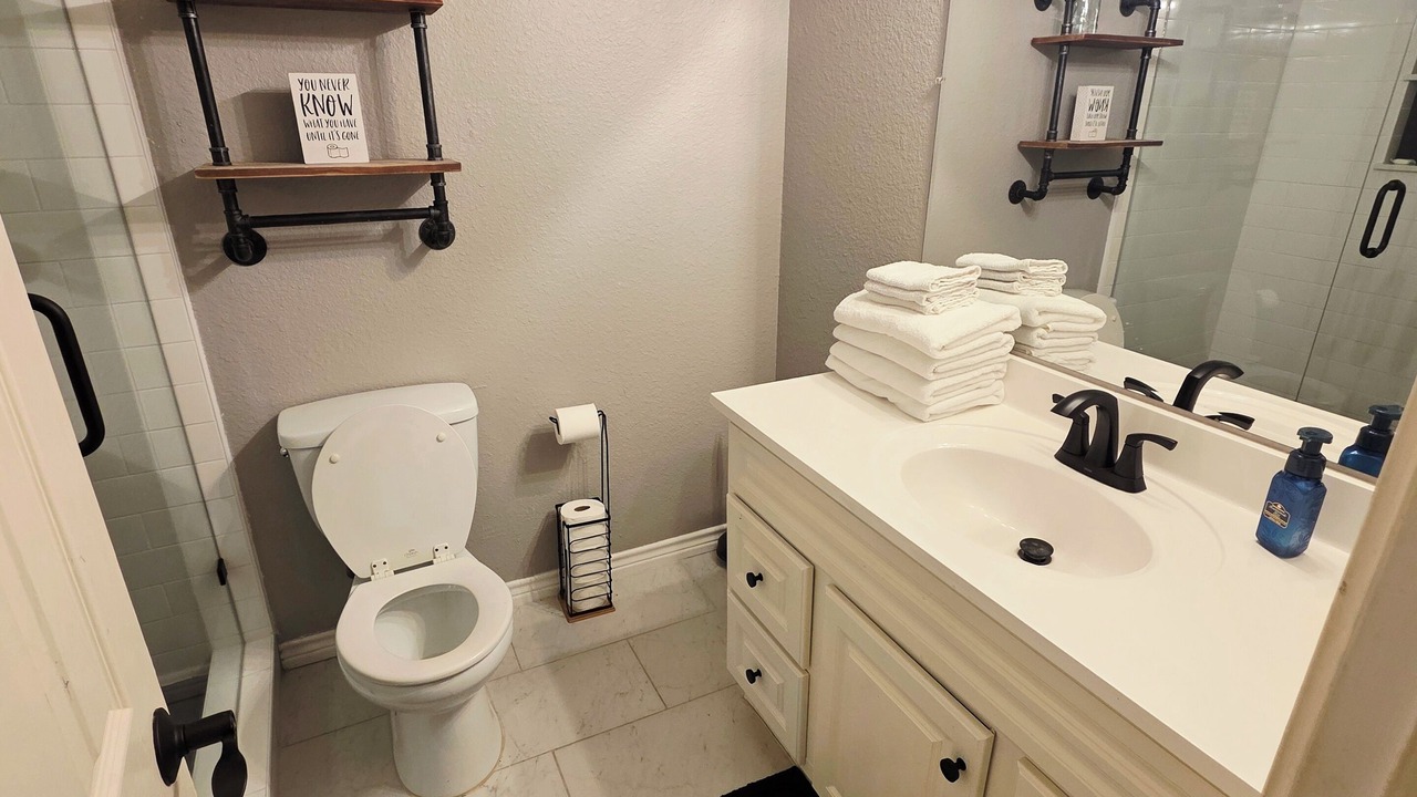 Photo of Bathroom in The Colony