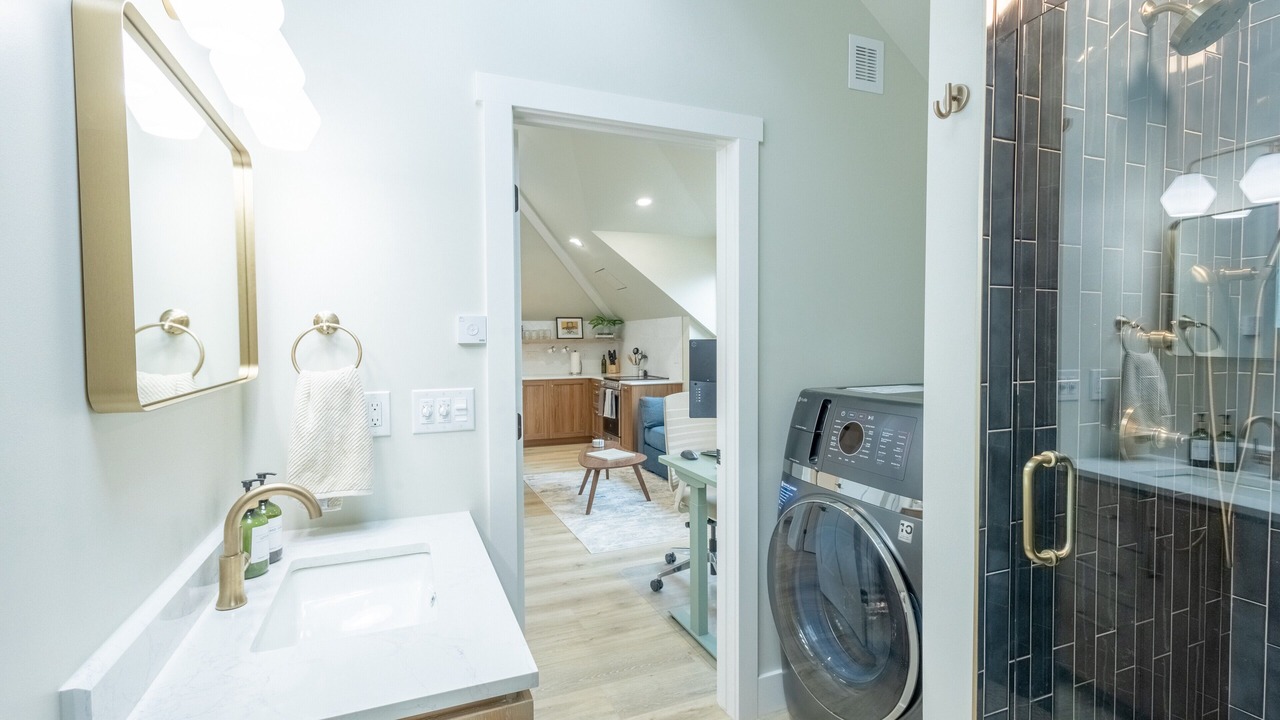 Photo of Bathroom in Sunnyside