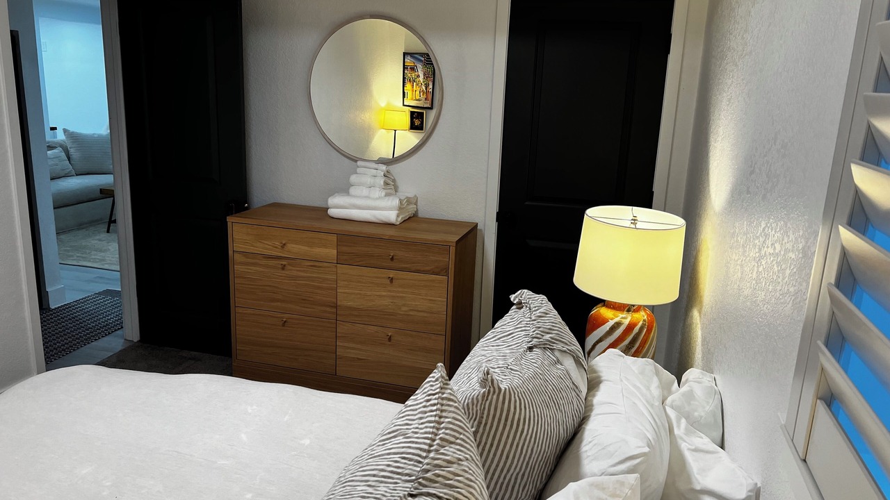 Photo of Bedroom in Englewood