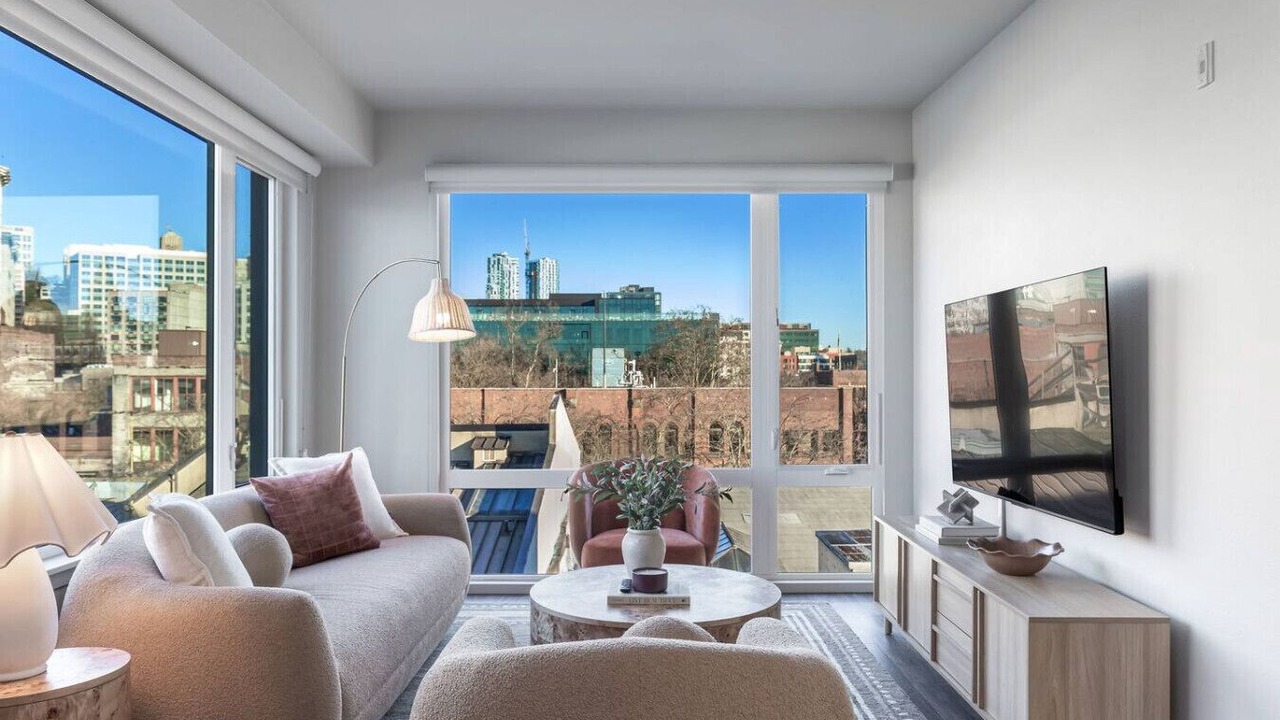 Photo of Bedroom in Pioneer Square