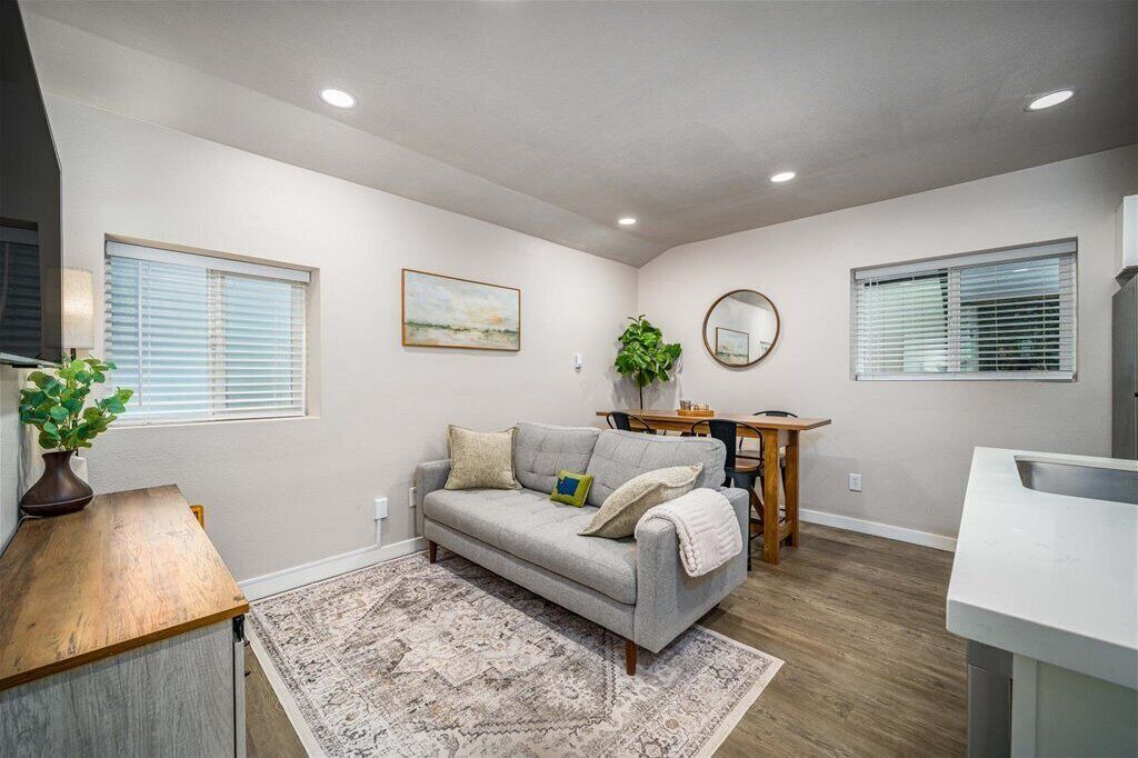 Photo of Livingroom in Highline