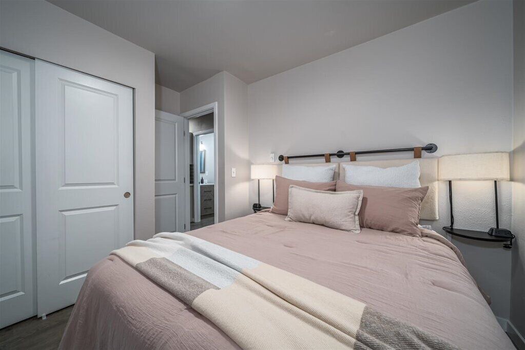 Photo of Bedroom in Highline