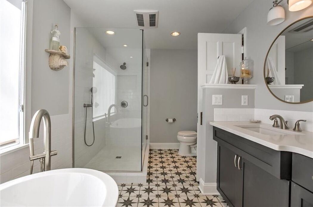 Photo of Bathroom in Romanelli West