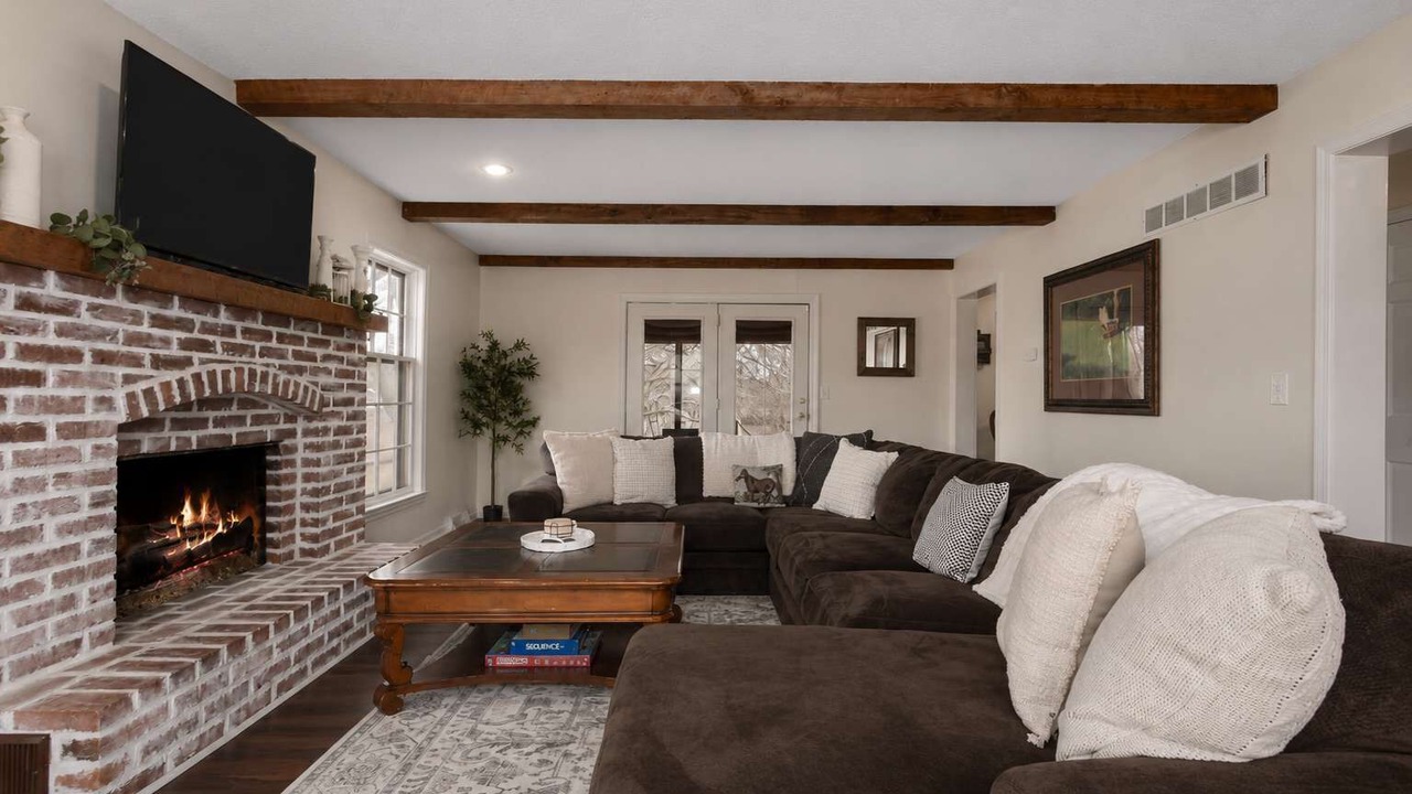 Photo of Livingroom in Shawnee