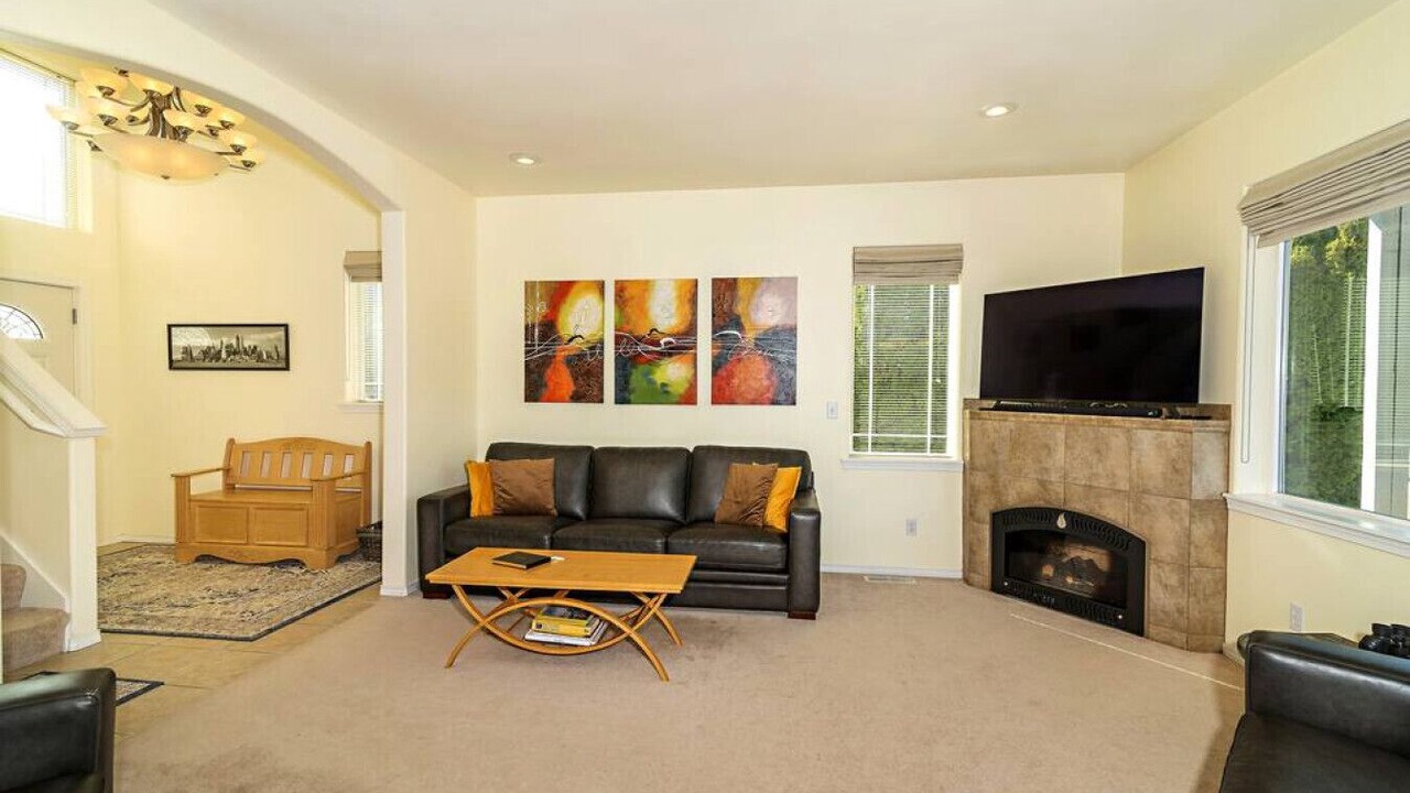 Photo of Livingroom in Sunland Estates