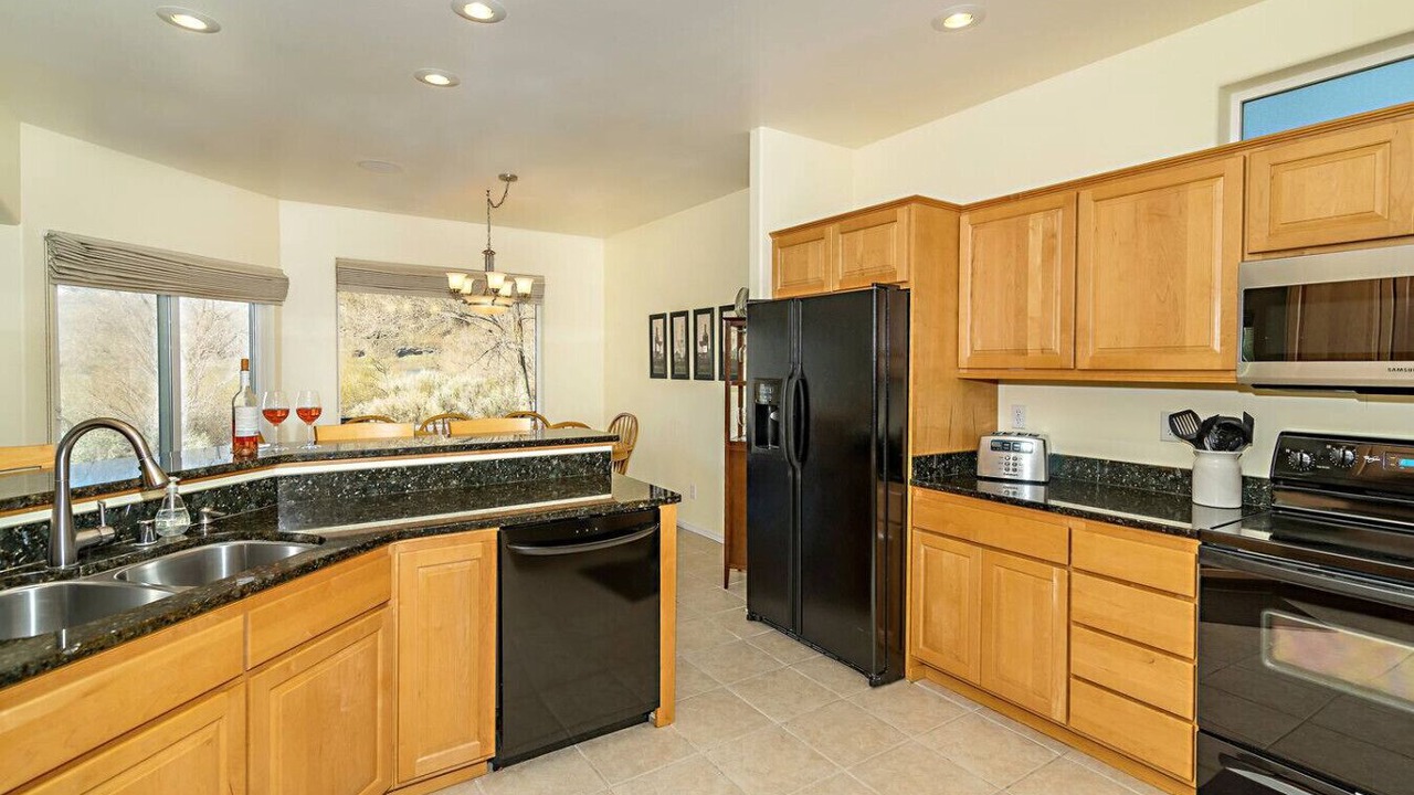 Photo of Kitchen in Sunland Estates