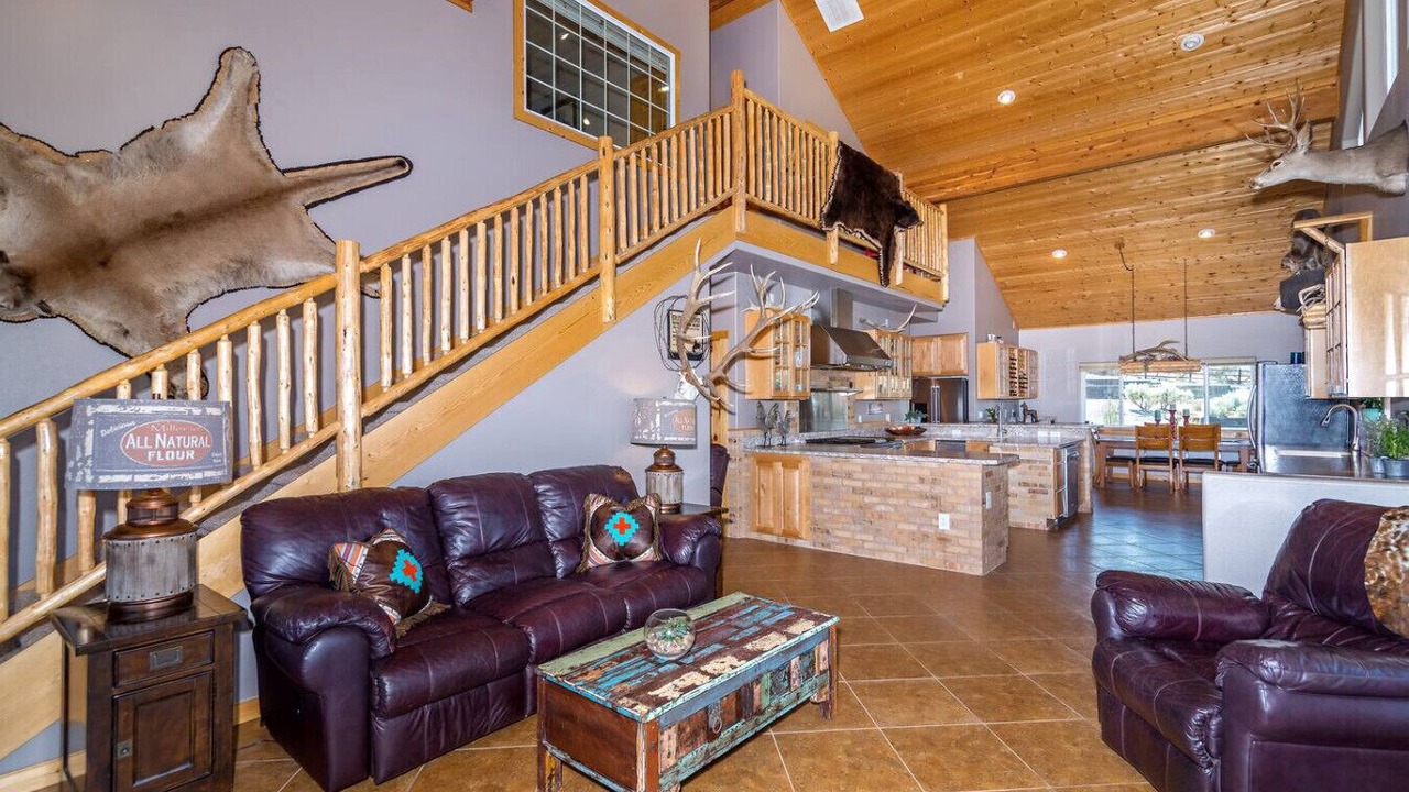 Photo of Livingroom in Lincoln County