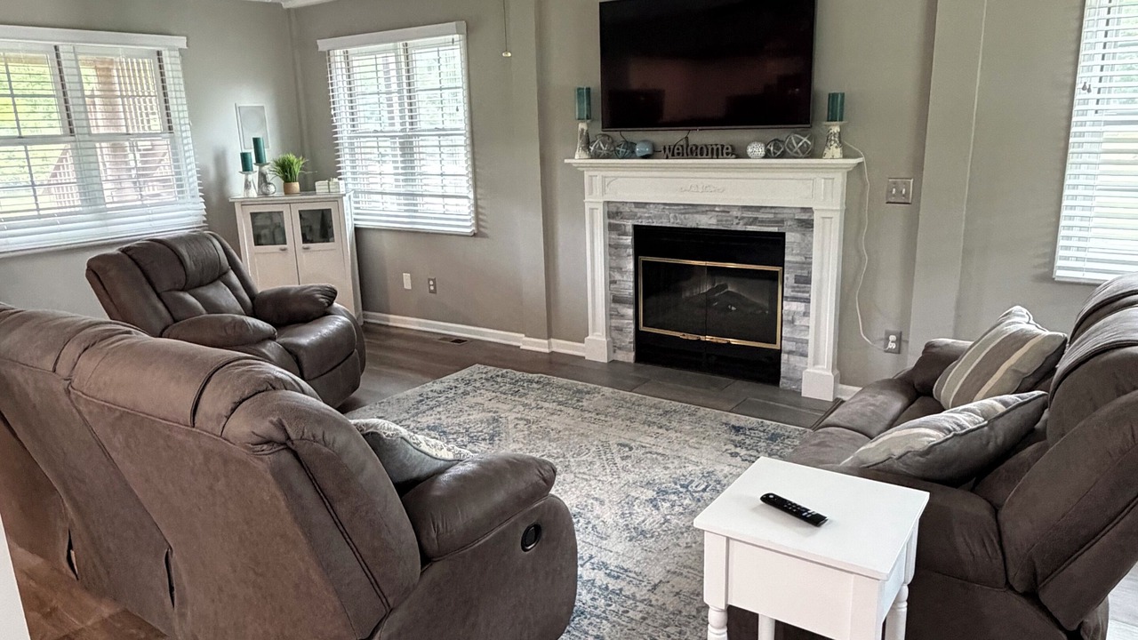 Photo of Livingroom in Fremont