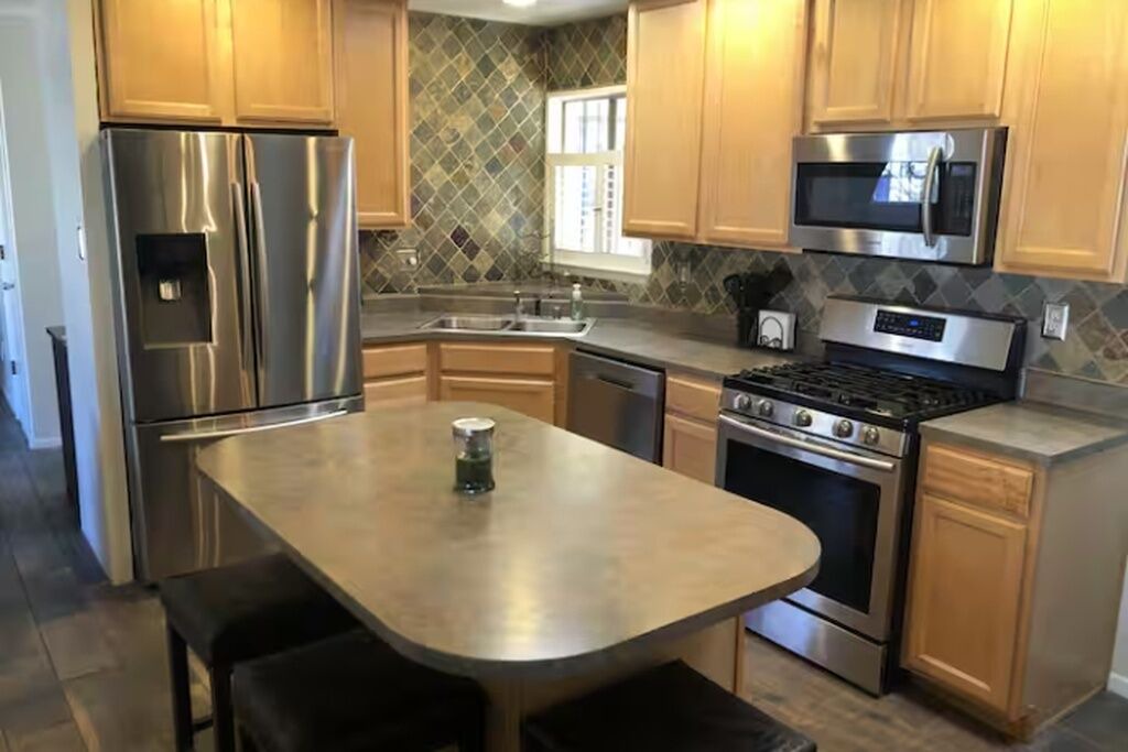 Photo of Kitchen in Osuna Park Inc