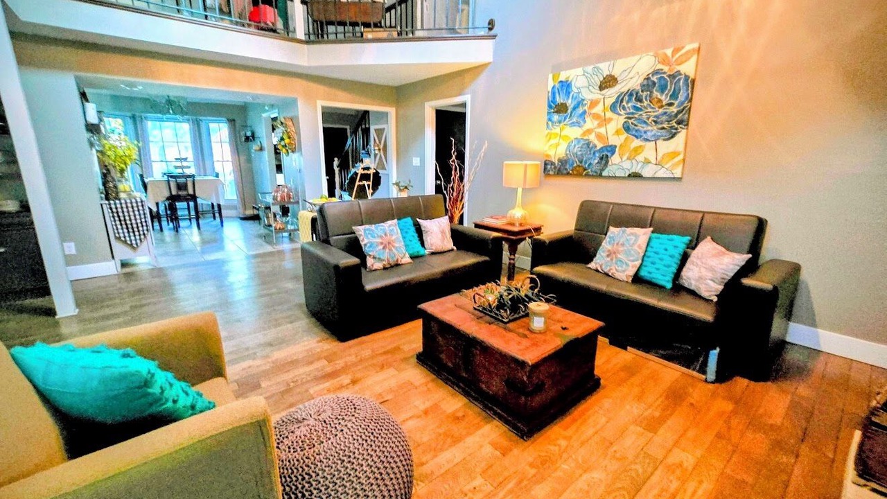 Photo of Livingroom in Shawnee