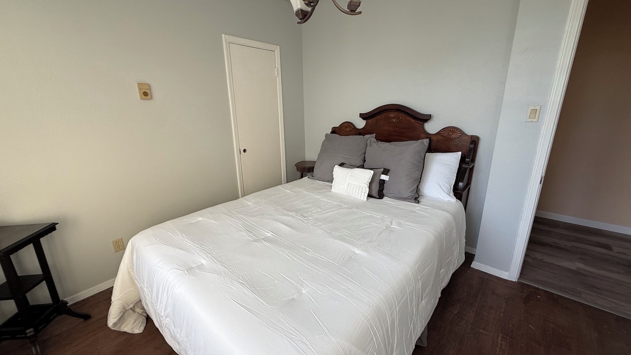 Photo of Bedroom in Roswell