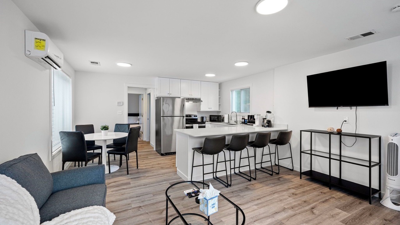 Photo of Livingroom in Highline
