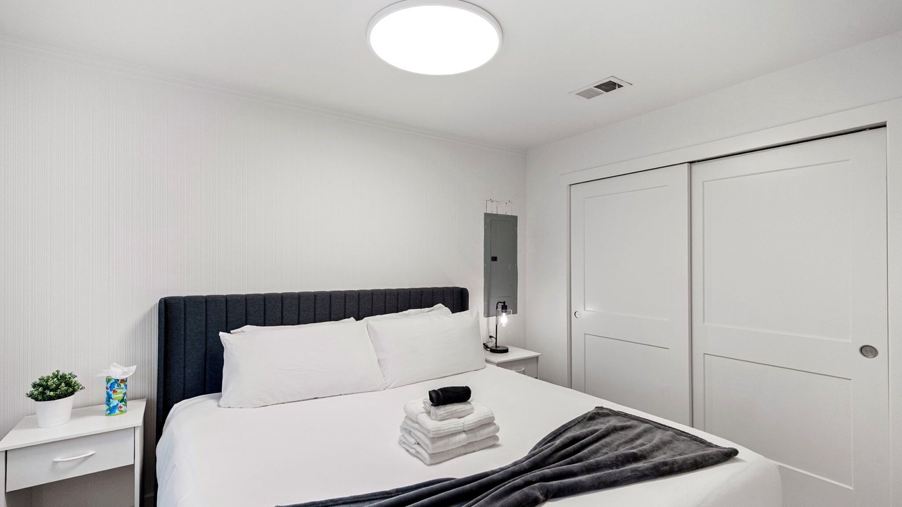 Photo of Bedroom in Highline
