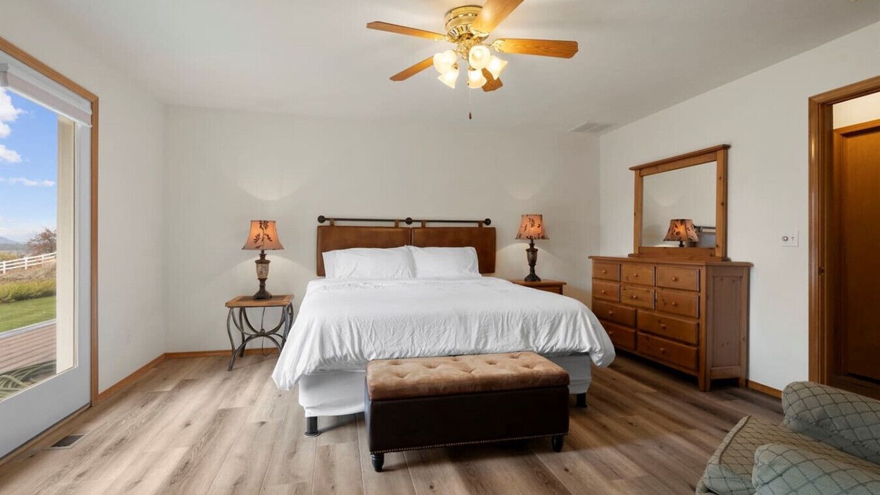 Photo of Bedroom in Davenport