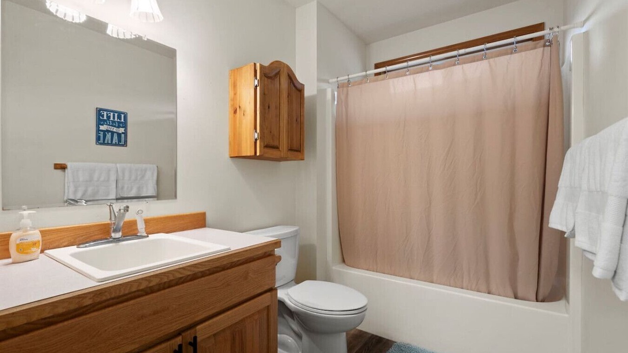 Photo of Bathroom in Davenport