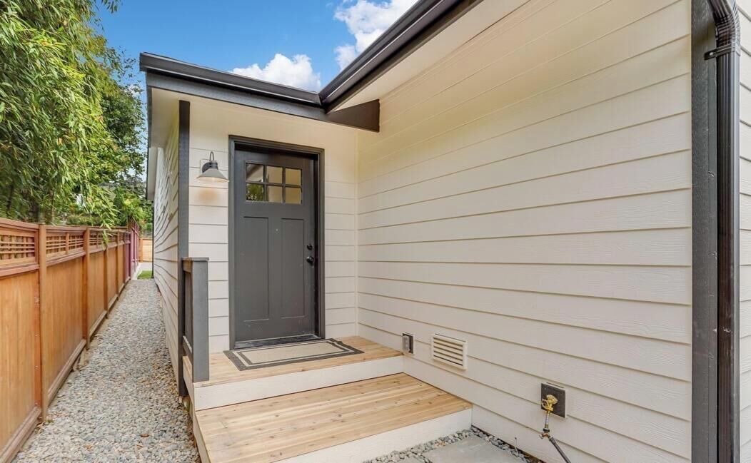 Photo of Outdoor in Highland Park