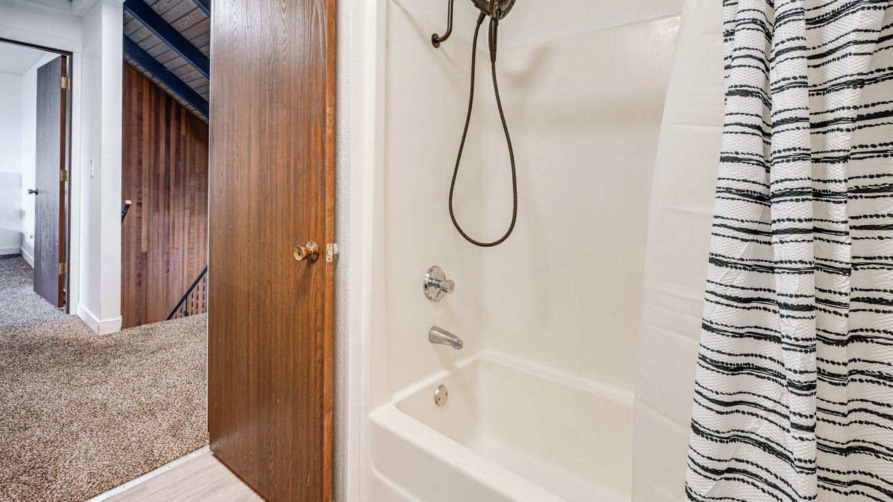 Photo of Bathroom in Umatilla