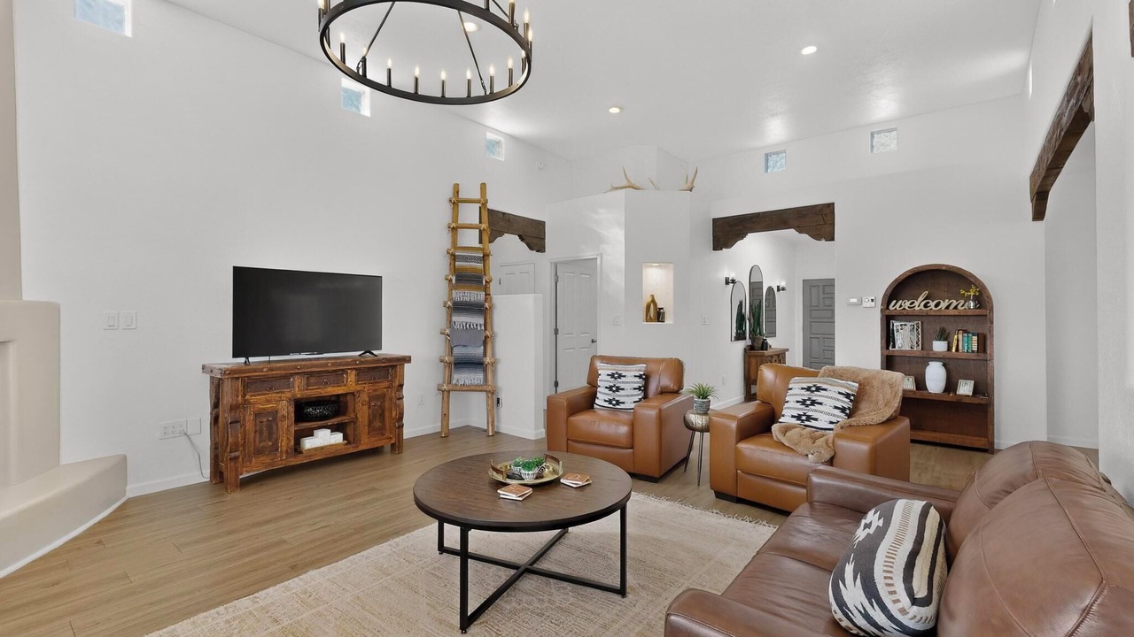 Photo of Livingroom in Rio Rancho