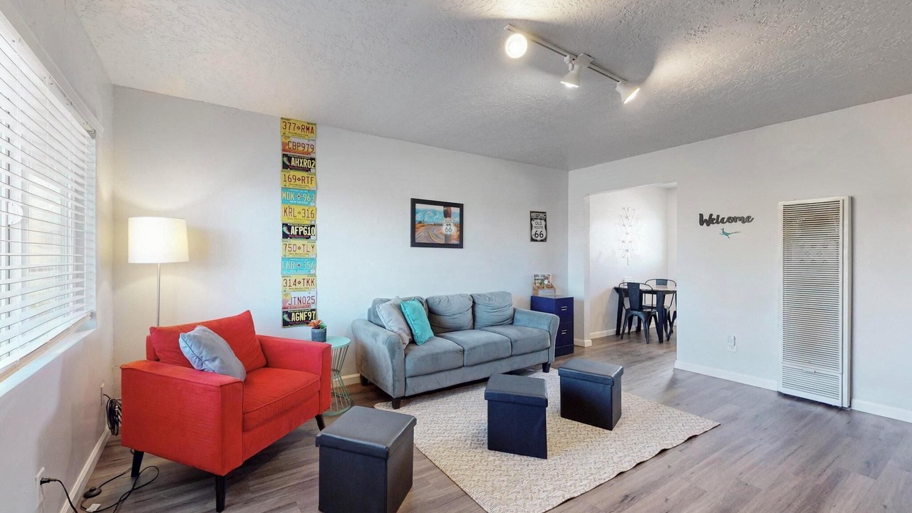 Photo of Livingroom in University Heights