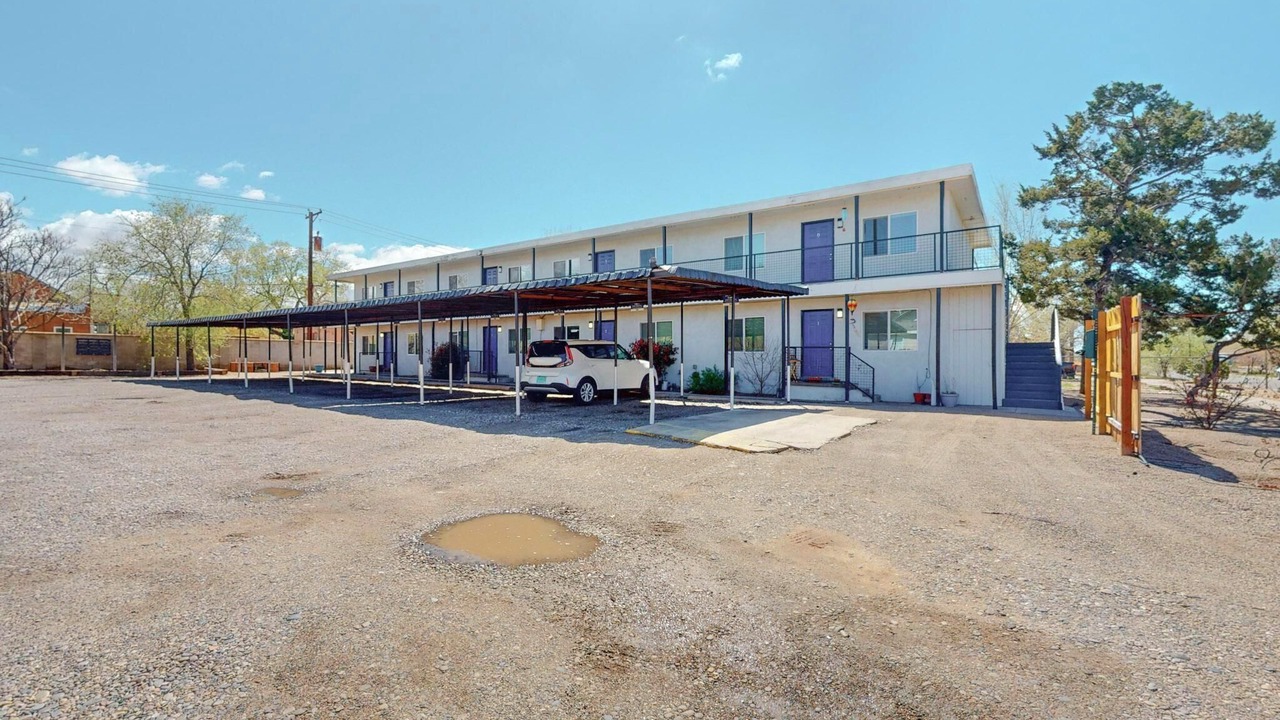 Photo of Outdoor in University Heights