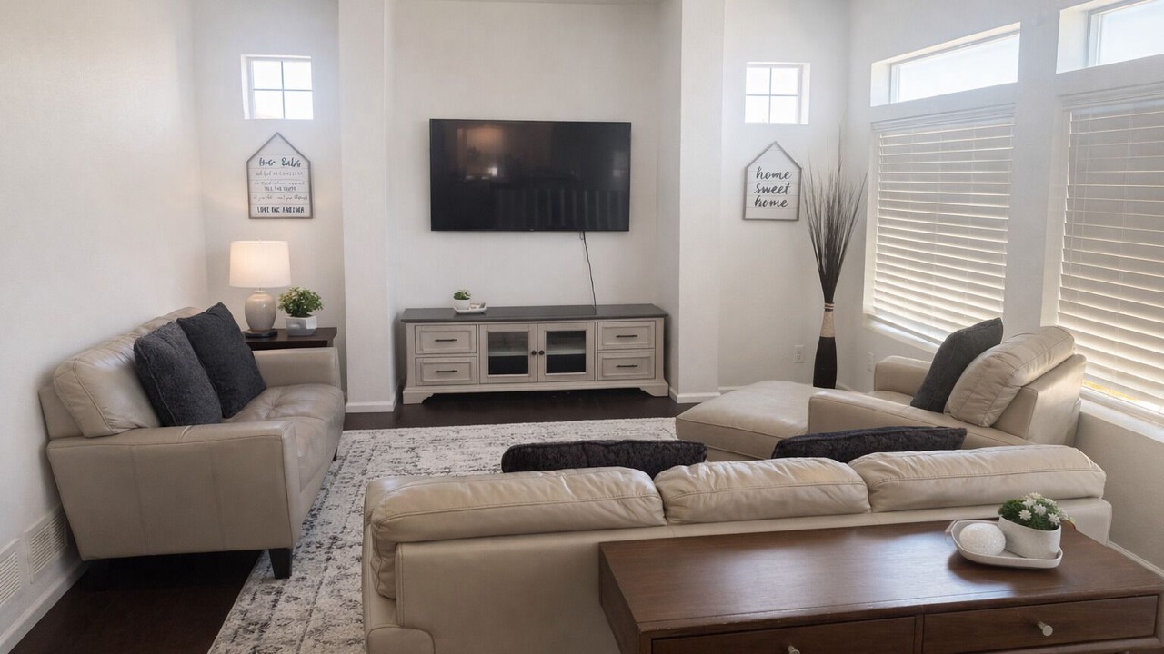 Photo of Livingroom in Green Valley Ranch