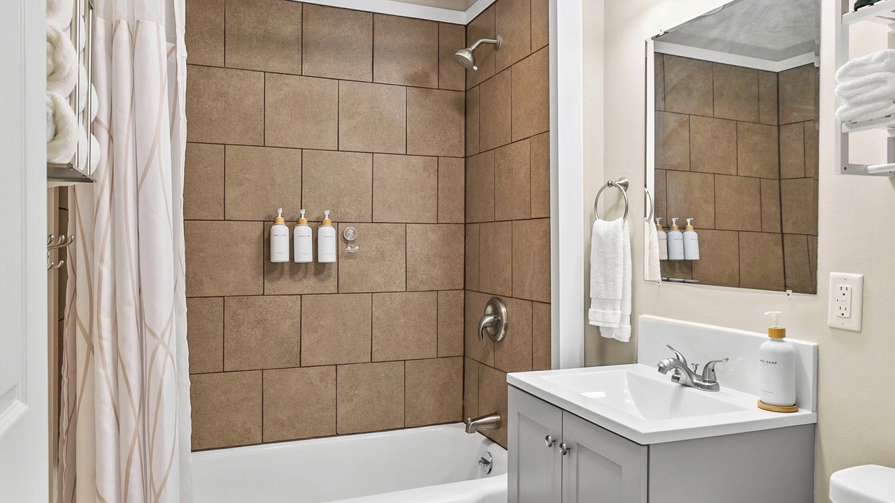 Photo of Bathroom in Near South