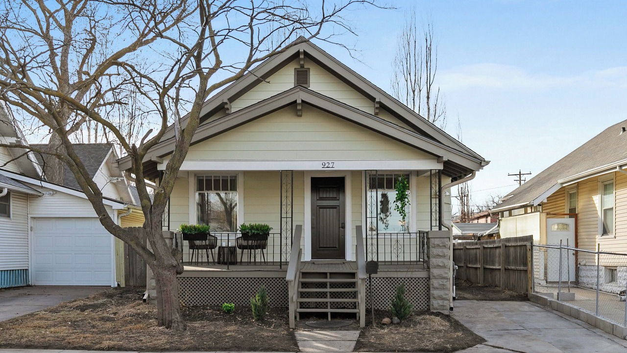 Photo of Outdoor in Near South