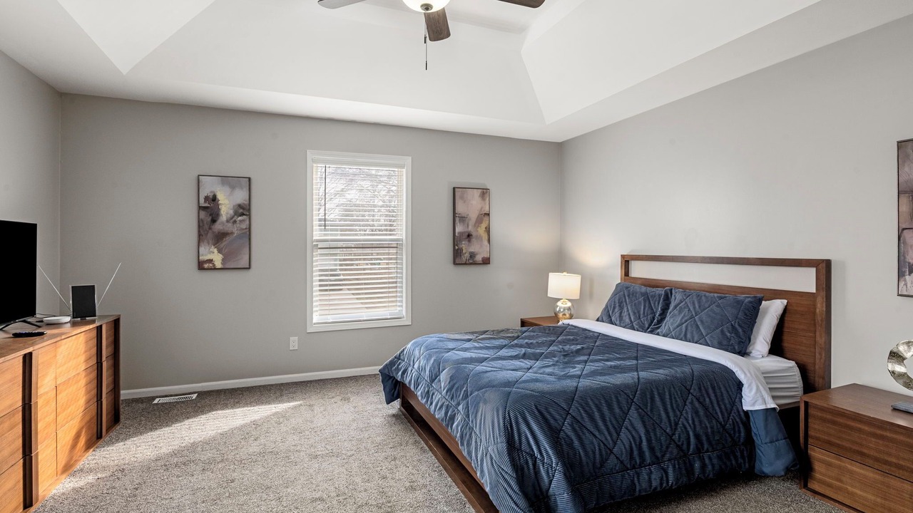 Photo of Bedroom in Lawrence
