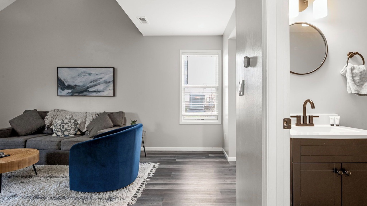 Photo of Livingroom in Lawrence