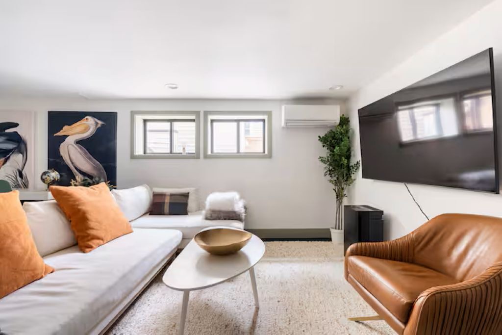 Photo of Livingroom in Wallingford