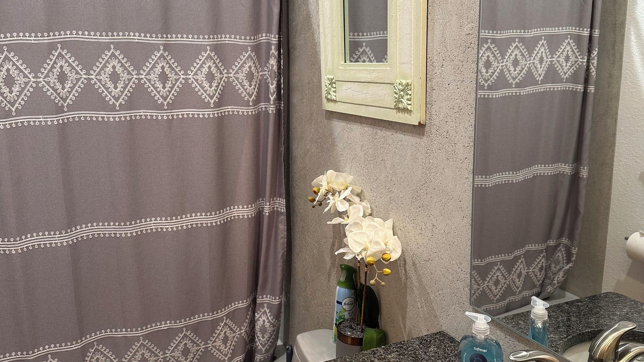 Photo of Bathroom in North Central Westminster