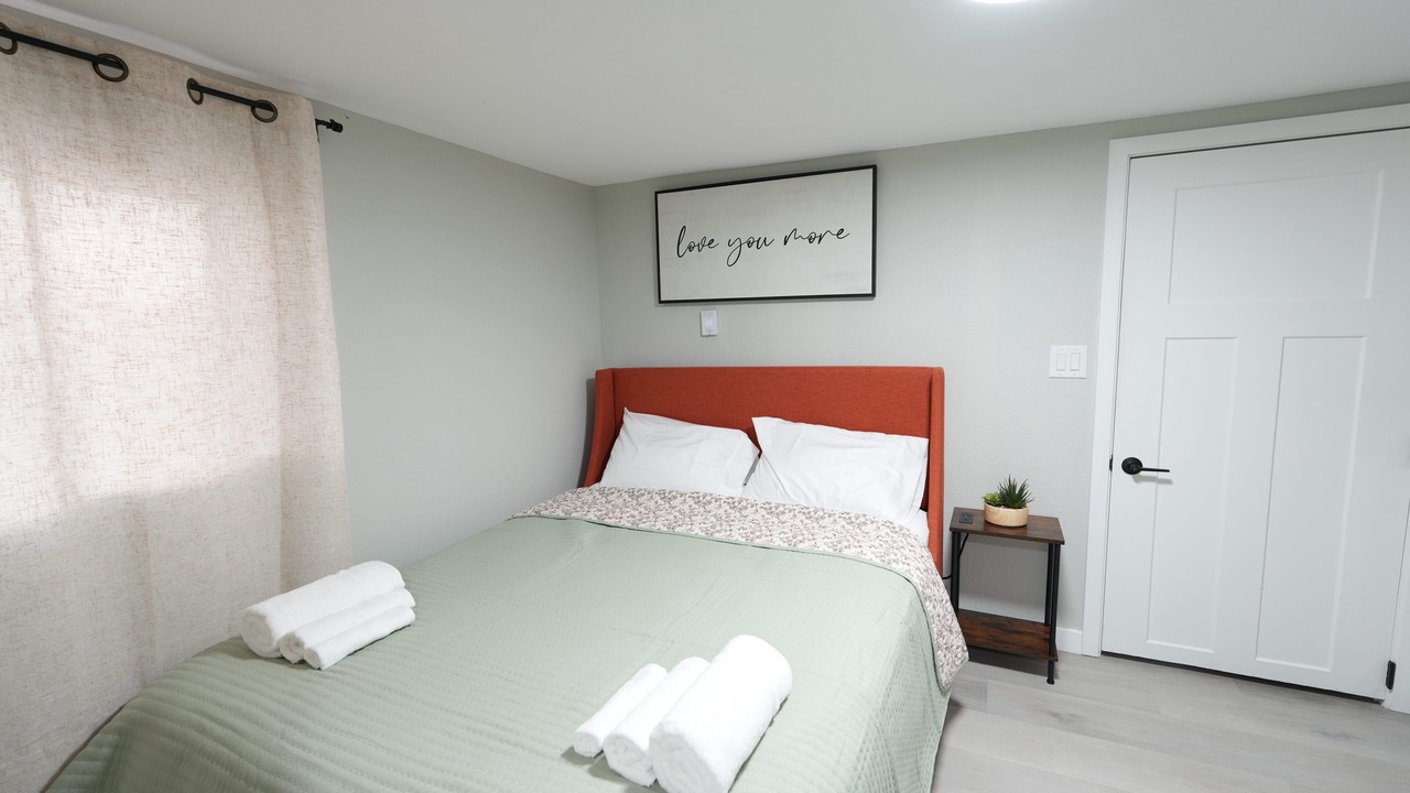 Photo of Bedroom in North Beacon Hill