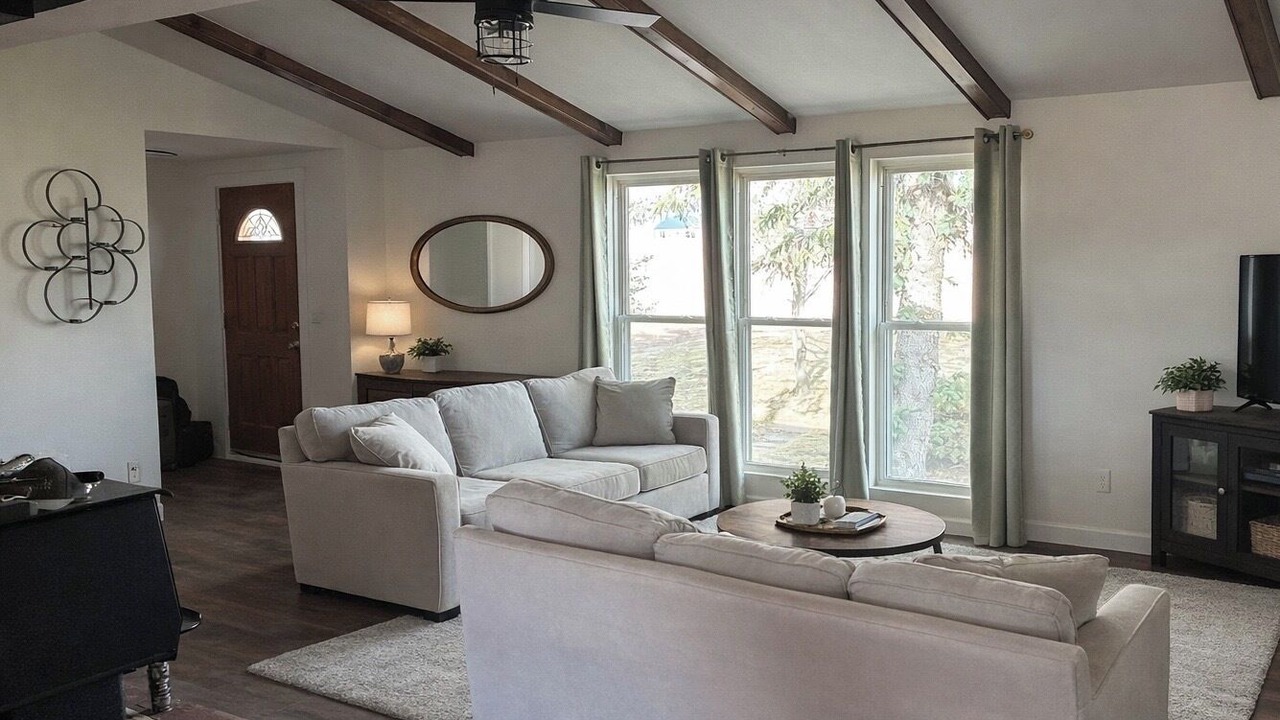 Photo of Livingroom in Peyton