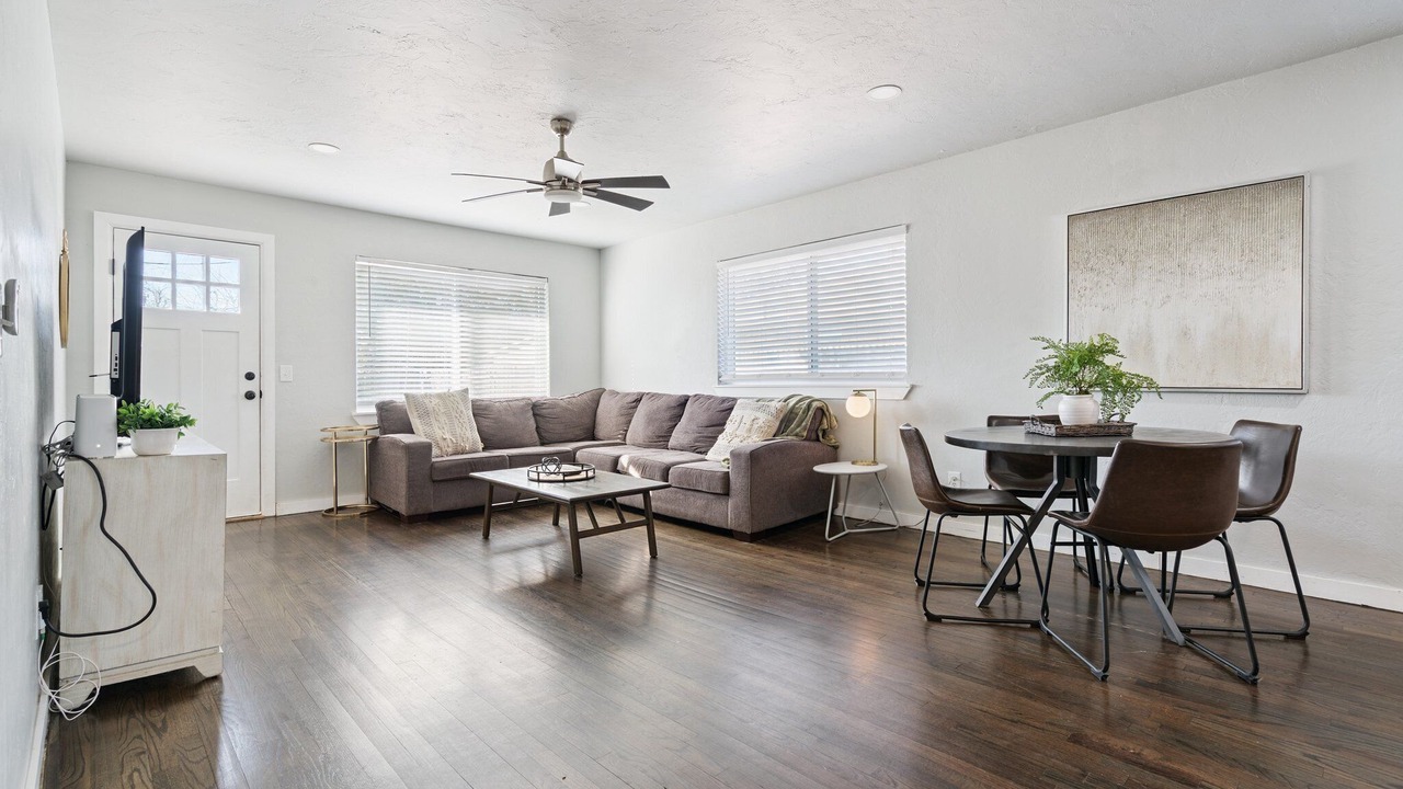 Photo of Livingroom in Central Oklahoma City