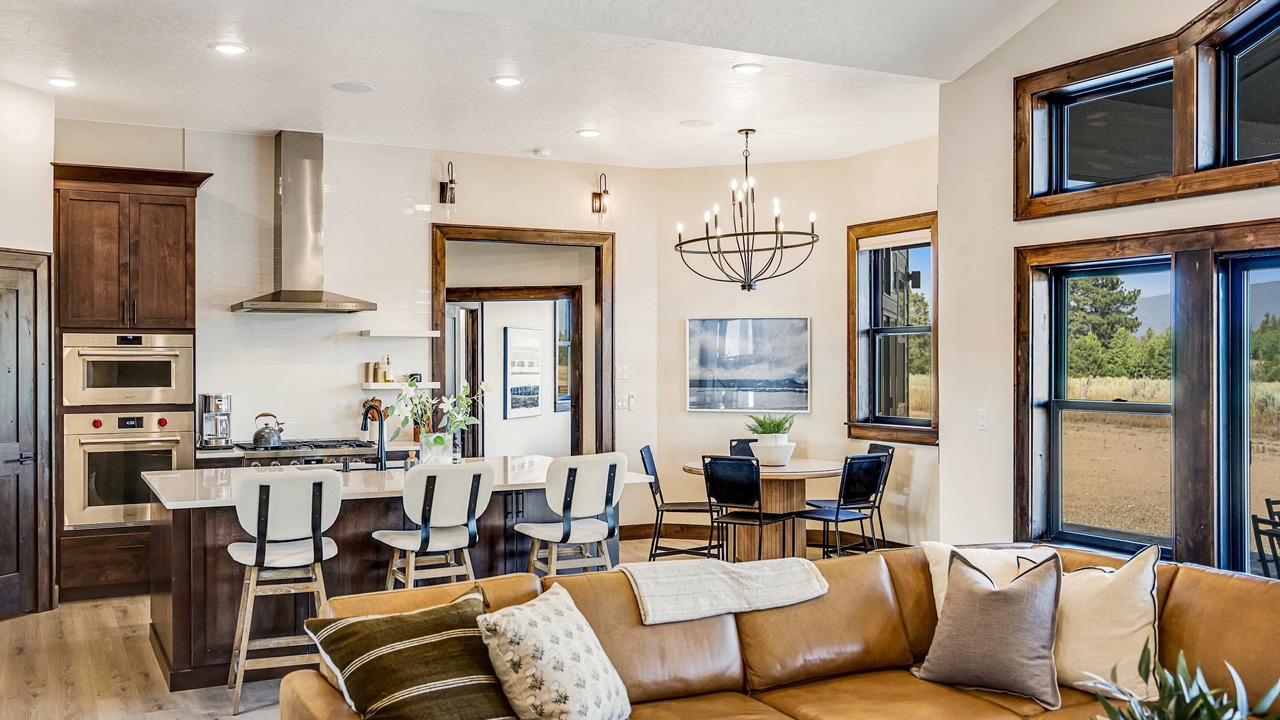Photo of Livingroom in McCall