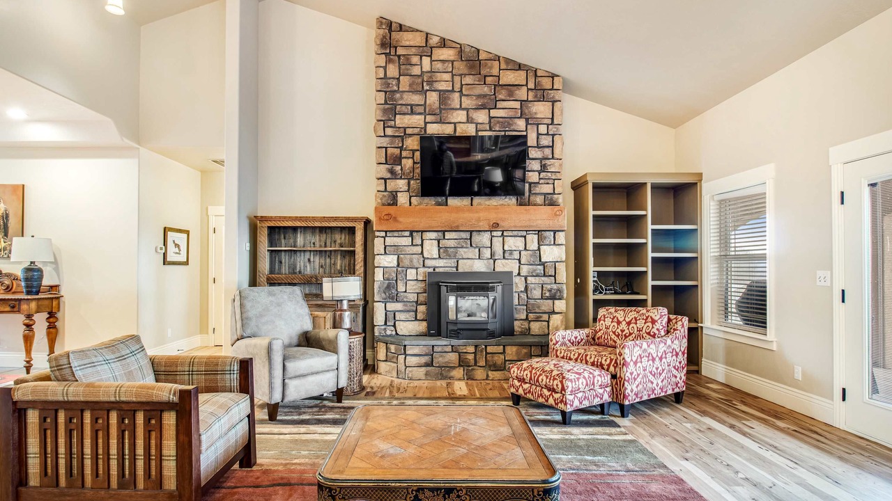 Photo of Livingroom in Canyon County