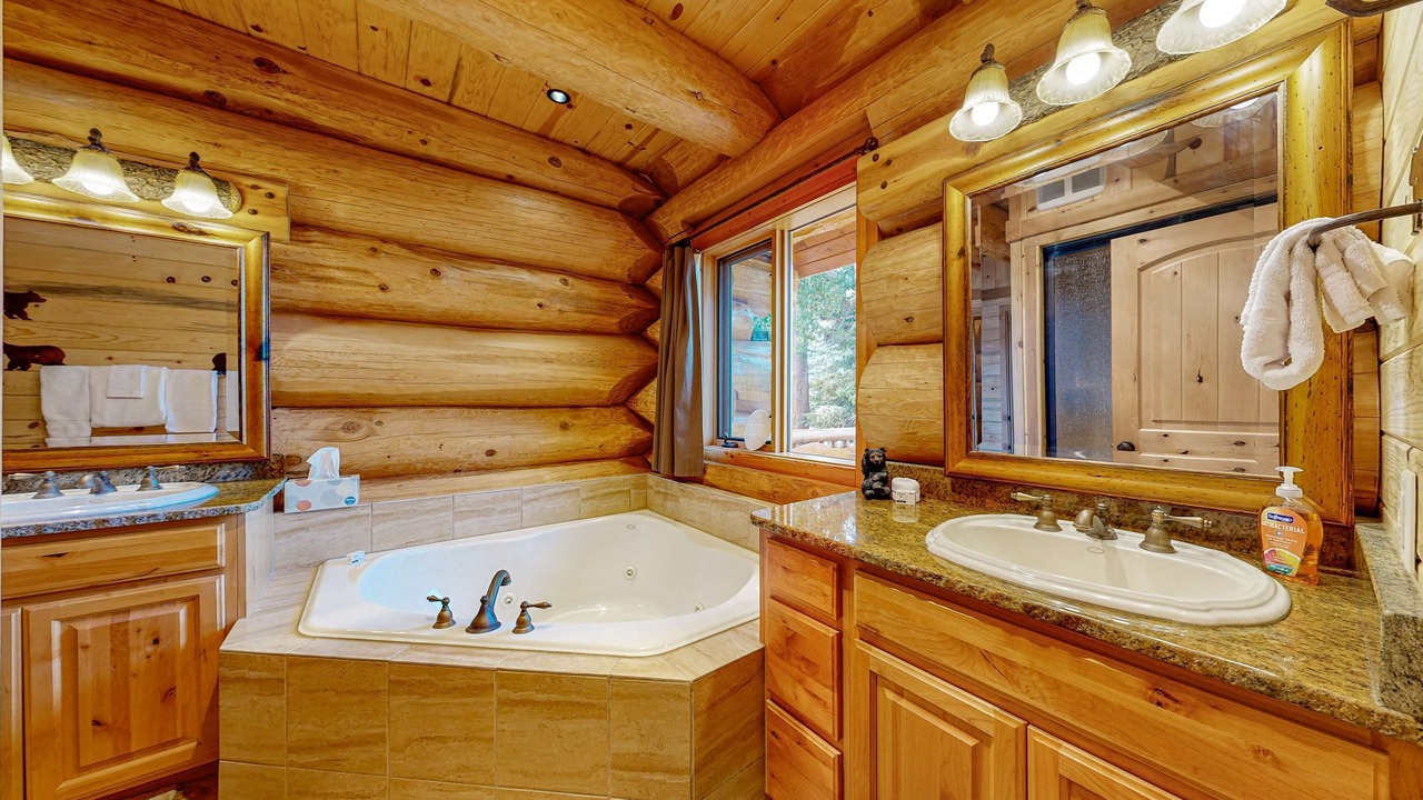 Photo of Bathroom in Tamarack Resort