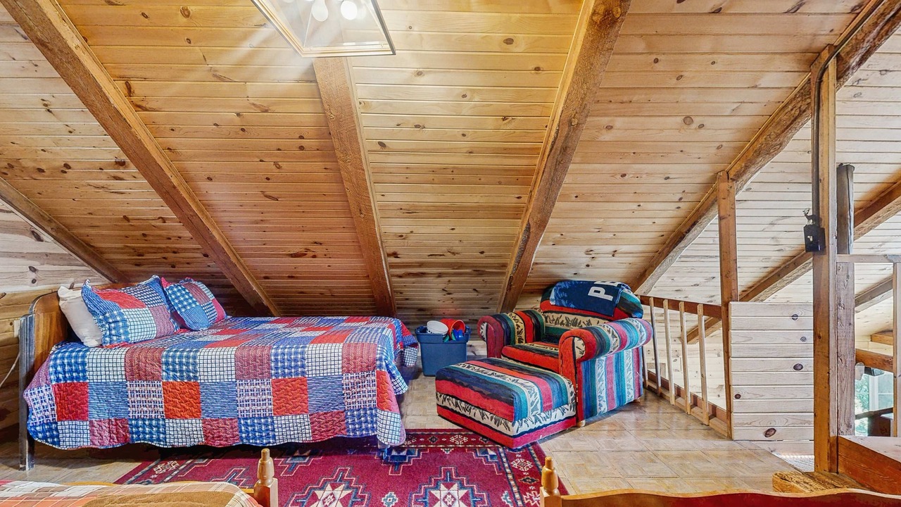 Photo of Bedroom in Cascade