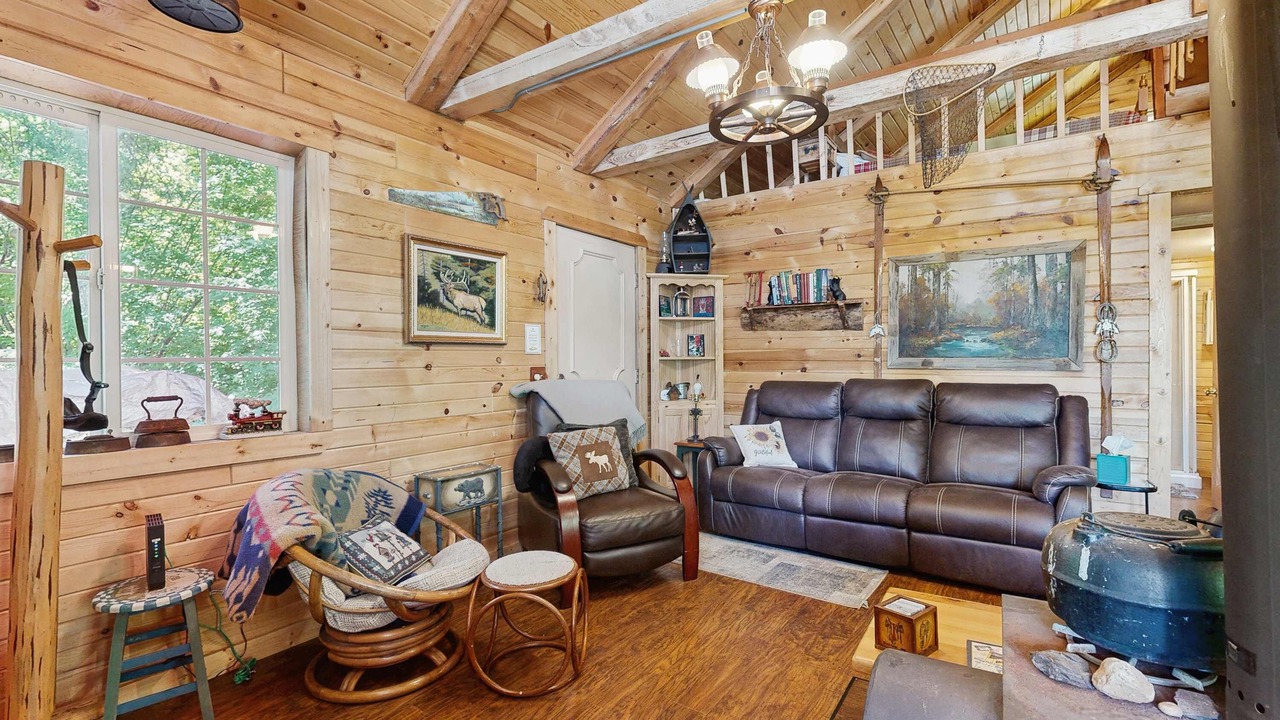 Photo of Livingroom in Cascade