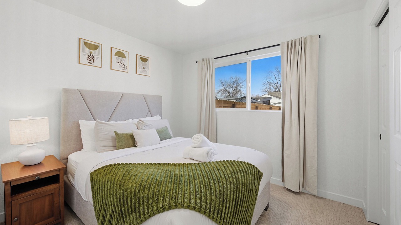 Photo of Bedroom in Delmar Parkway