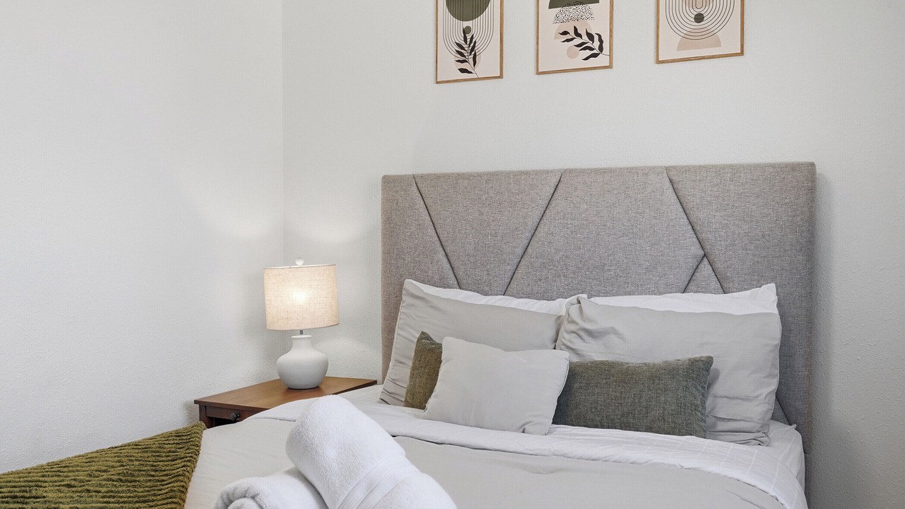 Photo of Bedroom in Delmar Parkway