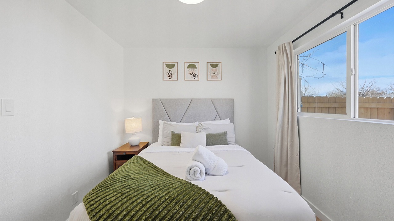 Photo of Bedroom in Delmar Parkway