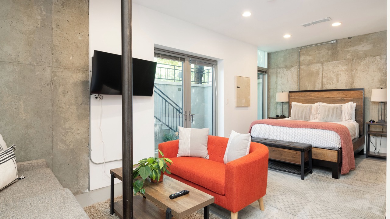 Photo of Bedroom in Curtis Park