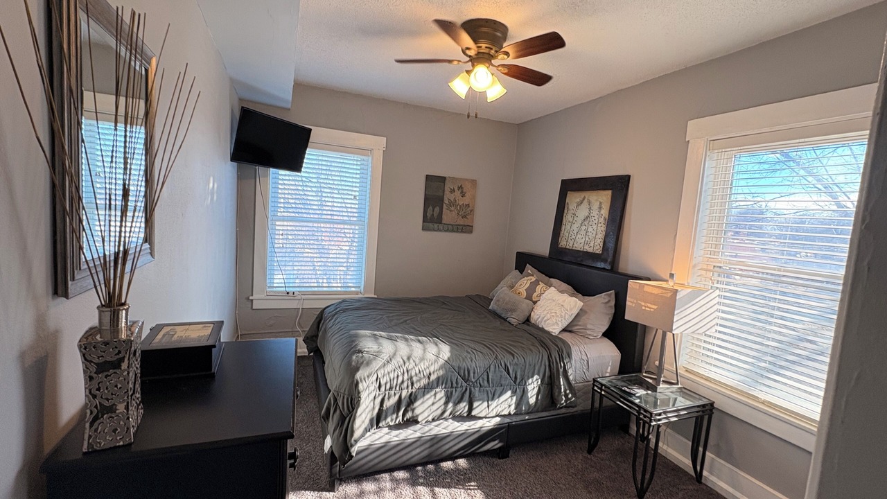 Photo of Bedroom in Downtown Des Moines