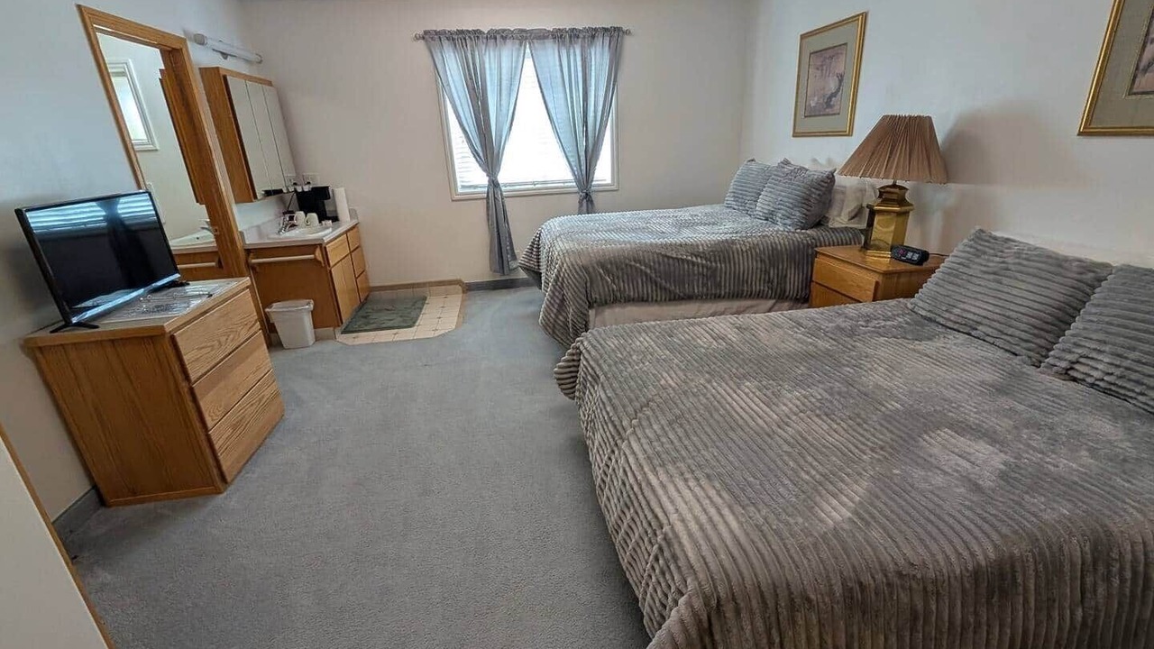 Photo of Bedroom in Hot Springs