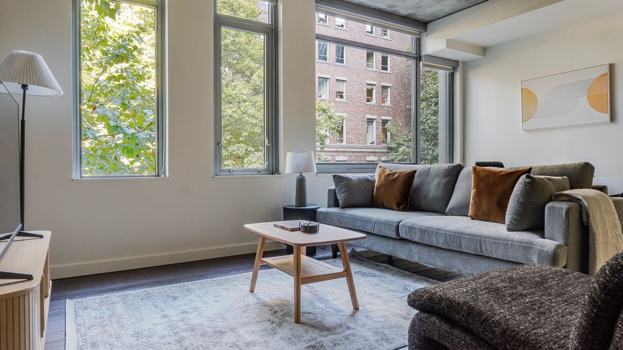 Photo of Livingroom in Downtown Seattle