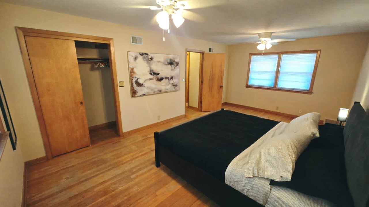 Photo of Bedroom in Near South